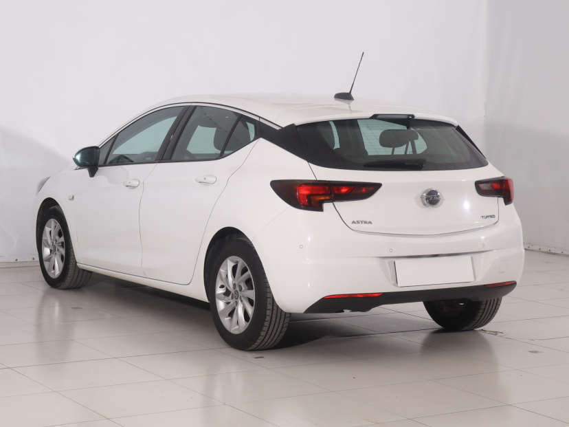 Opel Astra, 2017