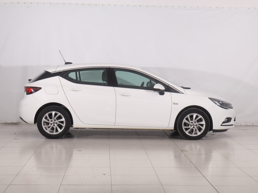 Opel Astra, 2017