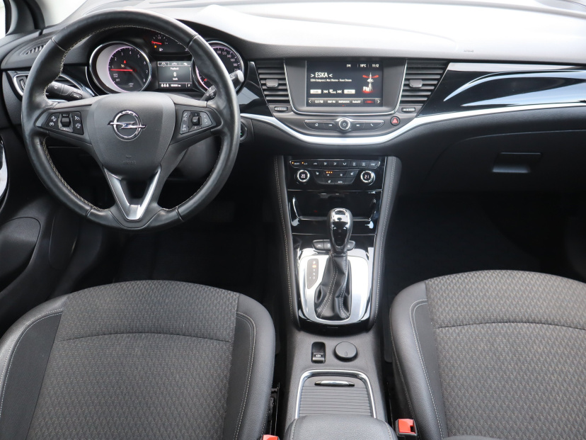 Opel Astra, 2017