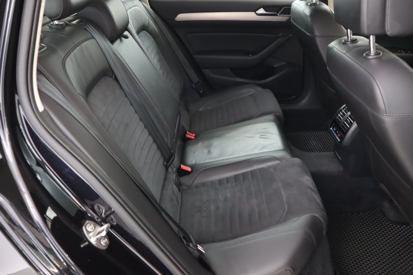 Volkswagen Passat, 2015