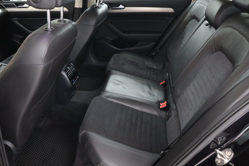 Volkswagen Passat, 2015