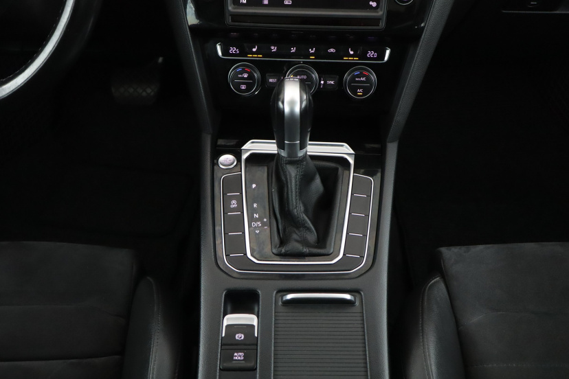 Volkswagen Passat, 2015