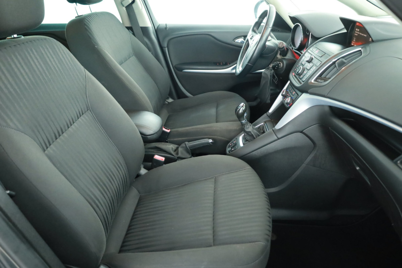 Opel Zafira, 2015