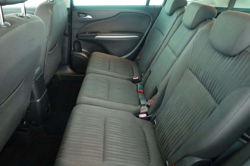 Opel Zafira, 2015