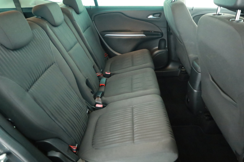 Opel Zafira, 2015