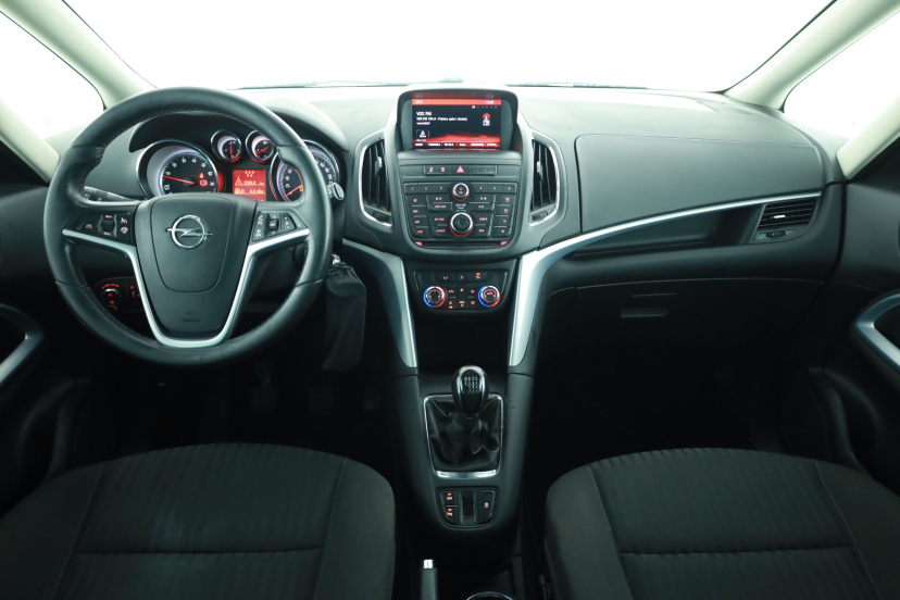 Opel Zafira, 2015