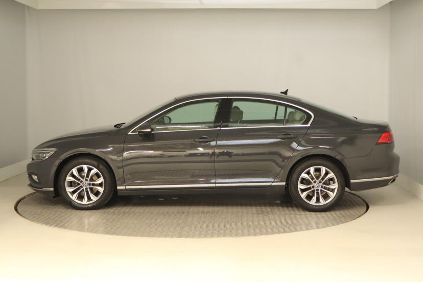 Volkswagen Passat, 2020