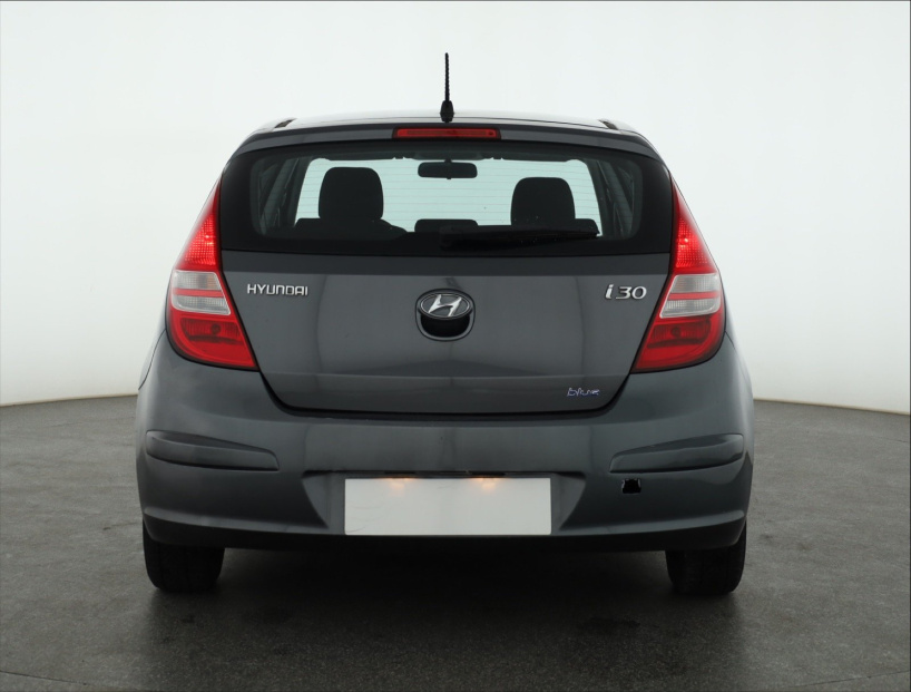 Hyundai i30, 2010