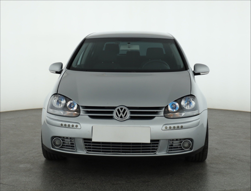 Volkswagen Golf, 2004