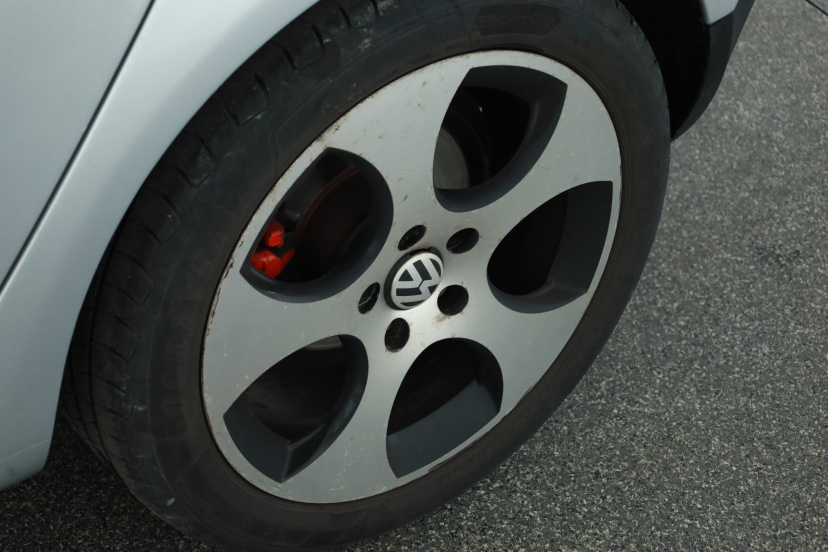 Volkswagen Golf, 2004