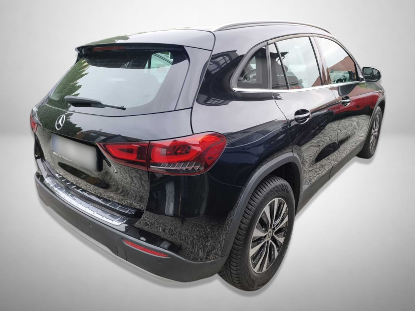 Mercedes-Benz GLA, 2021