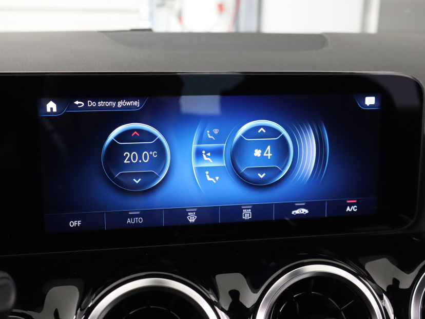 Mercedes-Benz GLA, 2021