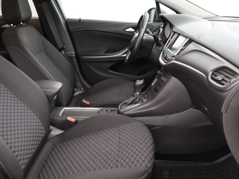 Opel Astra, 2018