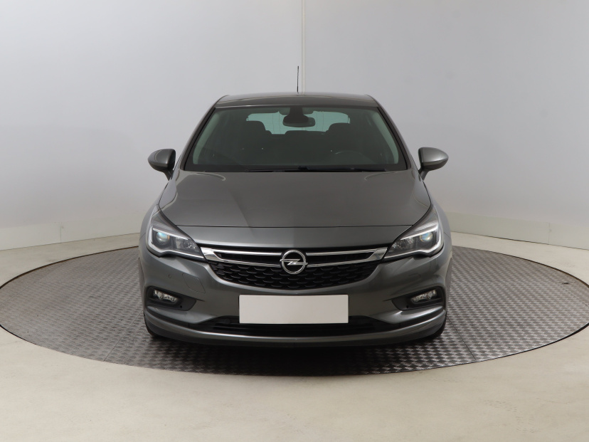 Opel Astra, 2018