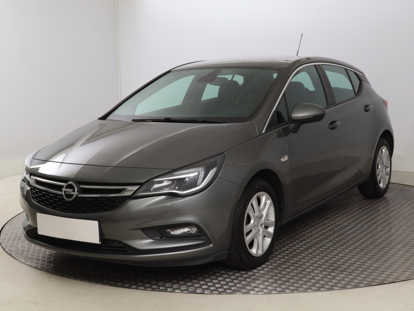 Opel Astra, 2018