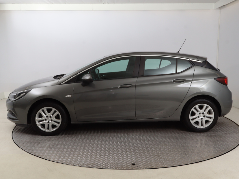 Opel Astra, 2018