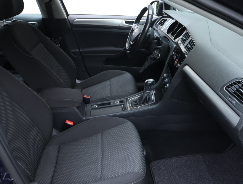 Volkswagen Golf, 2017