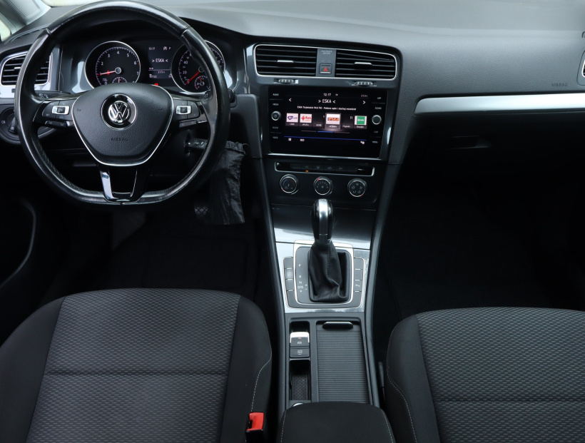 Volkswagen Golf, 2017