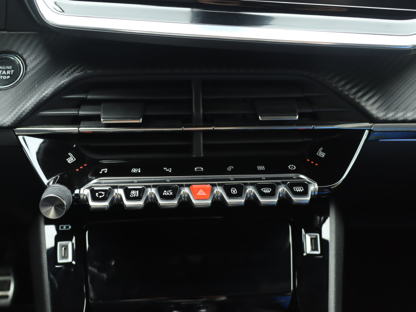 Peugeot 2008, 2021