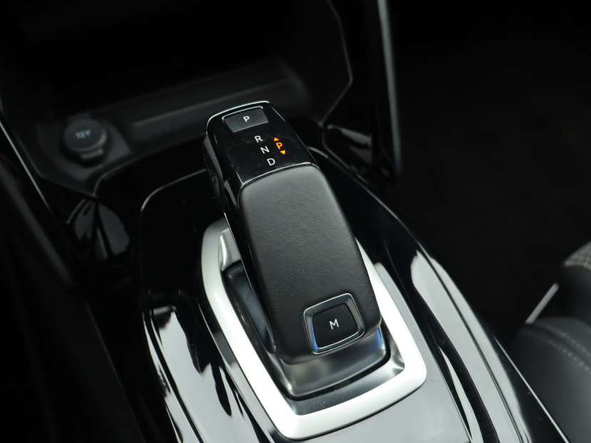 Peugeot 2008, 2021