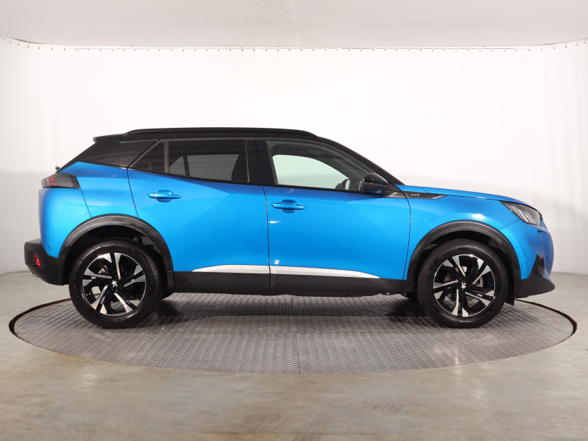 Peugeot 2008, 2021