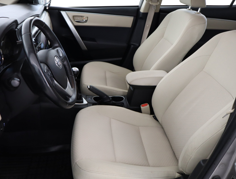Toyota Corolla, 2014