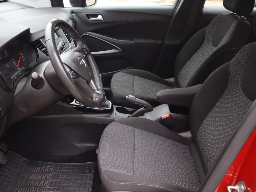 Opel Crossland, 2024