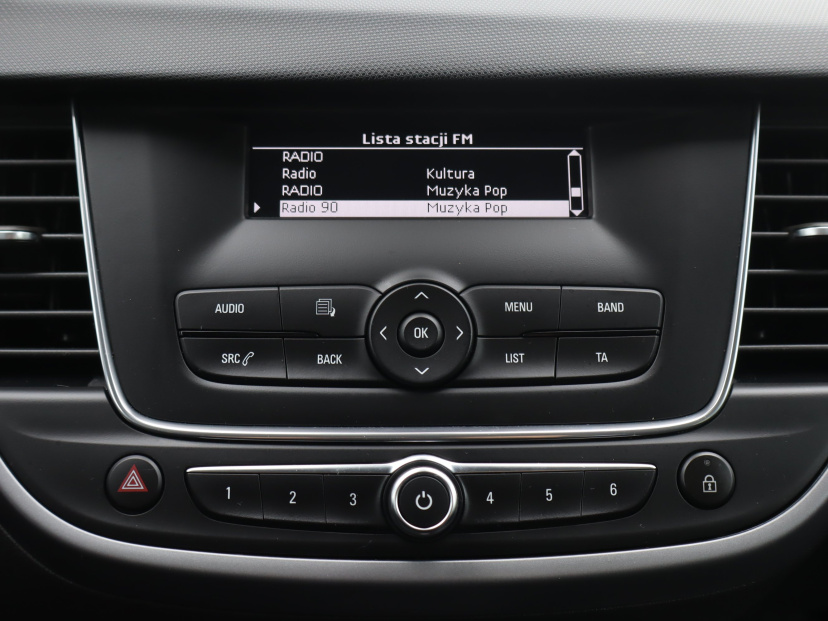 Opel Crossland, 2024