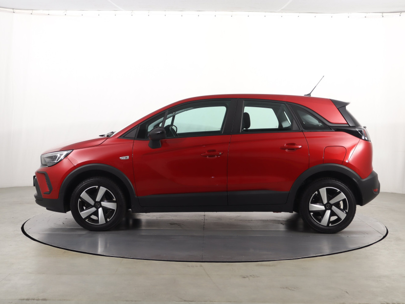 Opel Crossland, 2024
