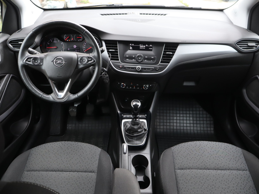 Opel Crossland, 2024