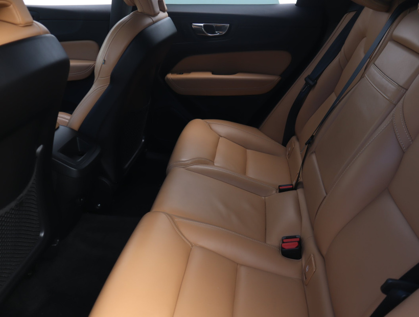 Volvo XC60, 2021