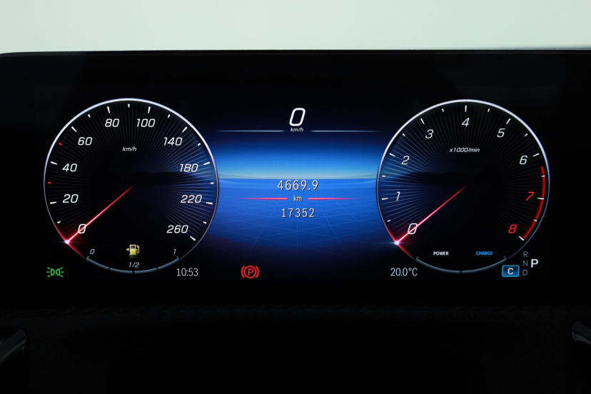 Mercedes-Benz CLA, 2025
