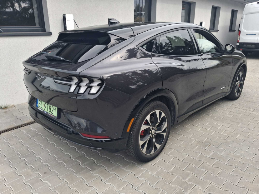 Ford Mustang Mach-E, 2022