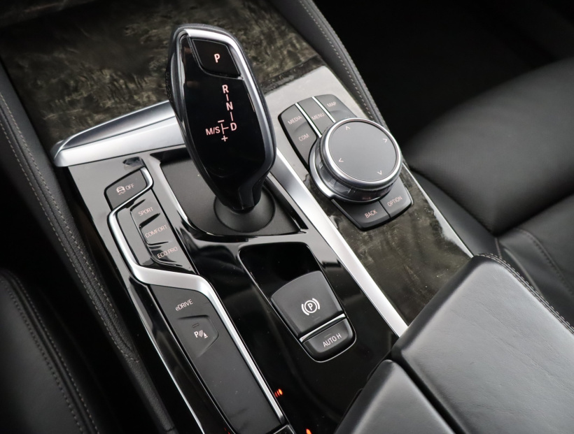 BMW 5, 2019