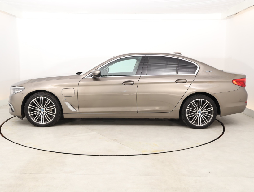 BMW 5, 2019