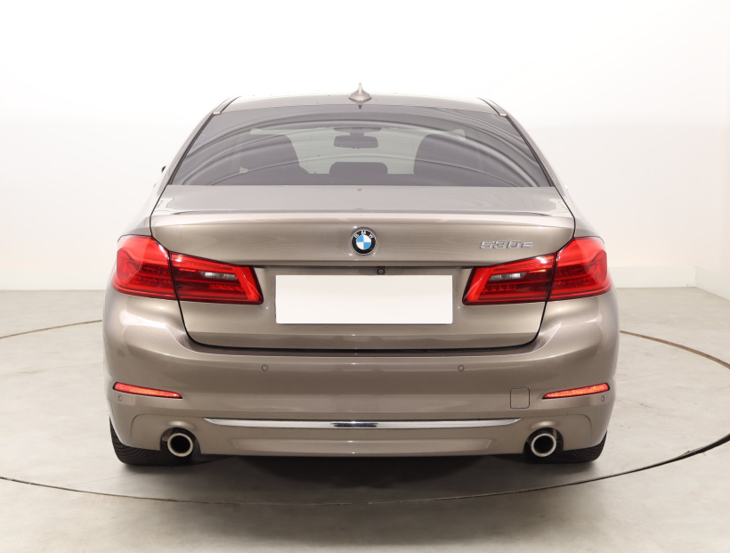 BMW 5, 2019