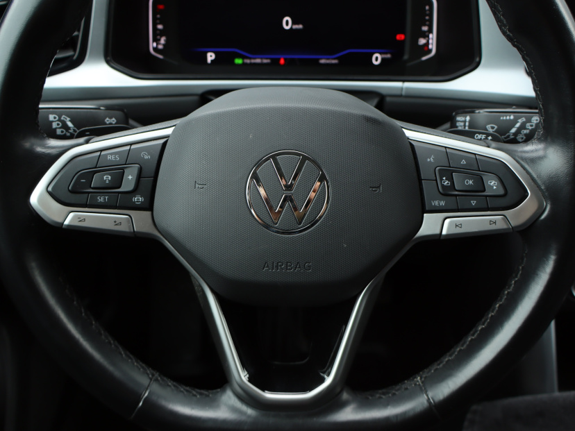 Volkswagen T-Roc, 2022
