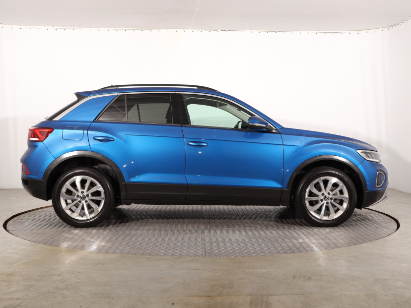 Volkswagen T-Roc, 2022