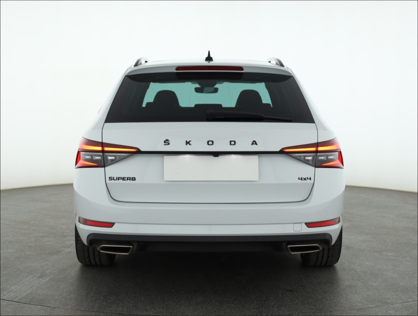 Škoda Superb, 2021