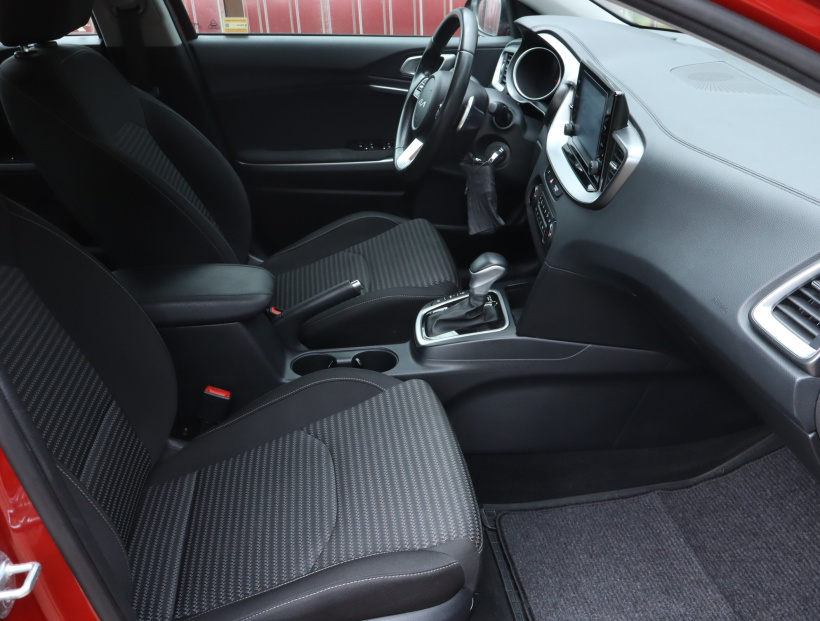Kia Ceed, 2023