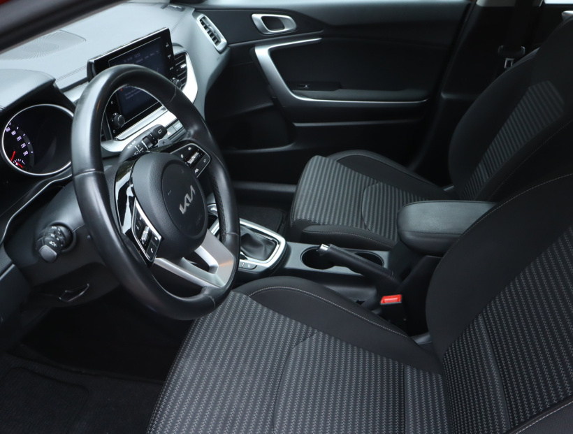 Kia Ceed, 2023