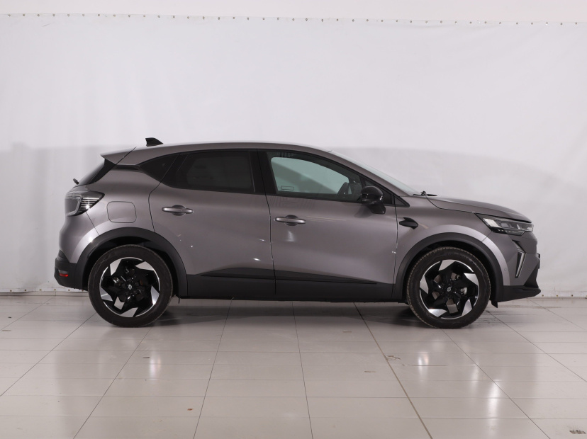 Renault Captur, 2025
