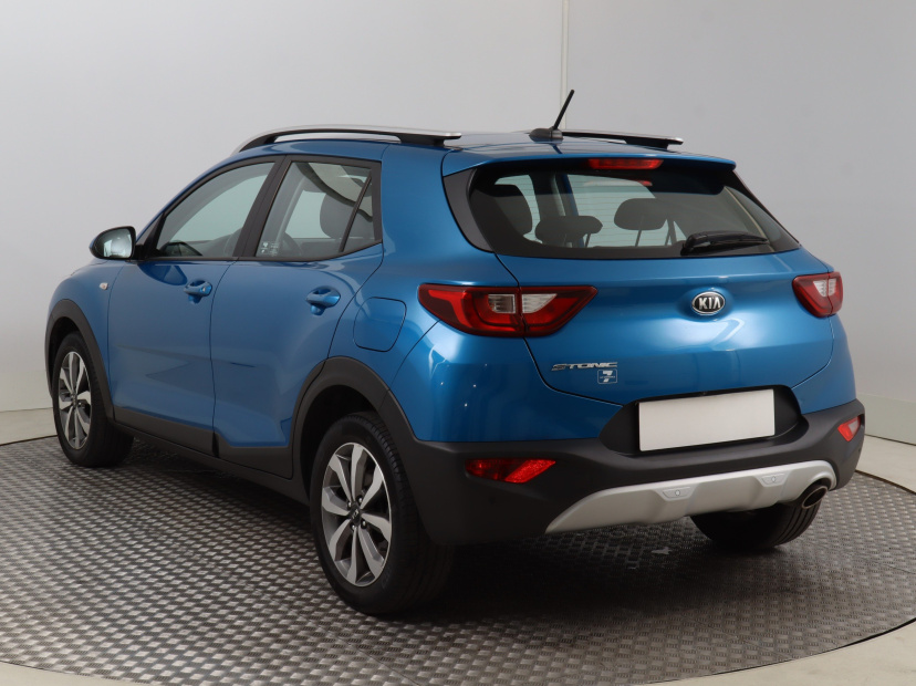 Kia Stonic, 2021