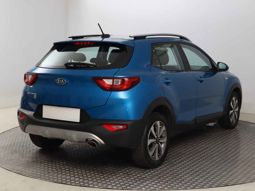 Kia Stonic, 2021
