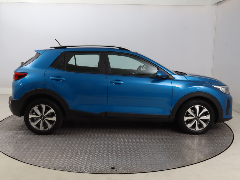 Kia Stonic, 2021