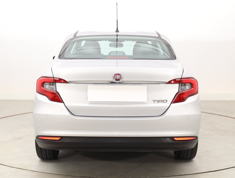 Fiat Tipo, 2016