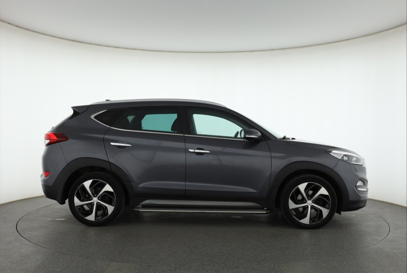 Hyundai Tucson, 2016