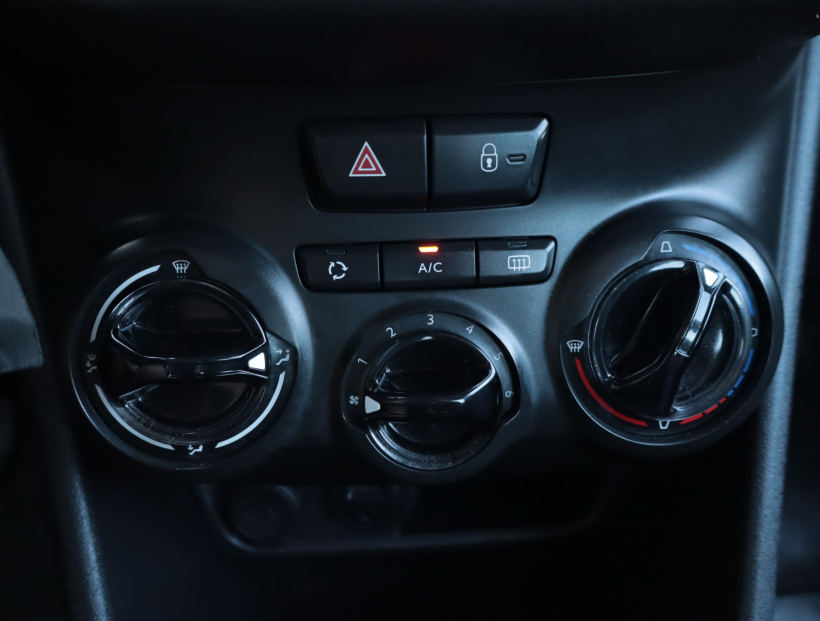 Peugeot 208, 2014