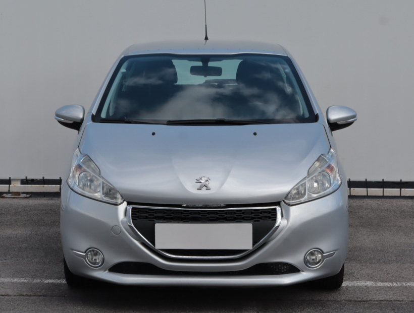 Peugeot 208, 2014