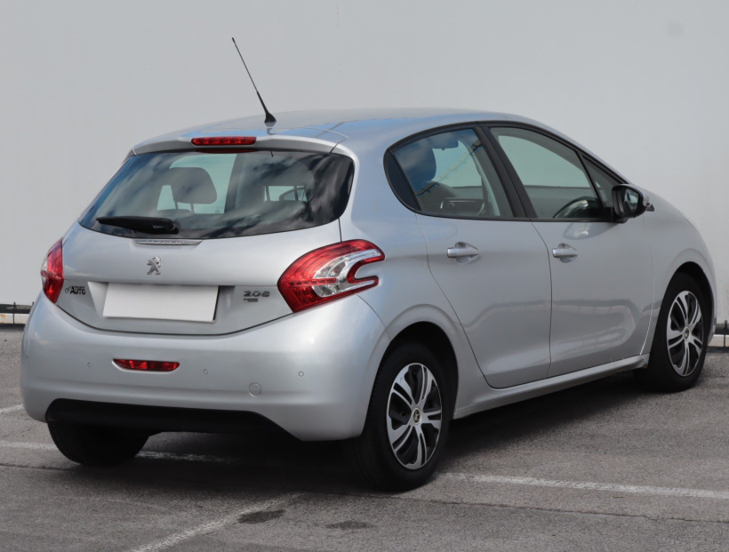 Peugeot 208, 2014